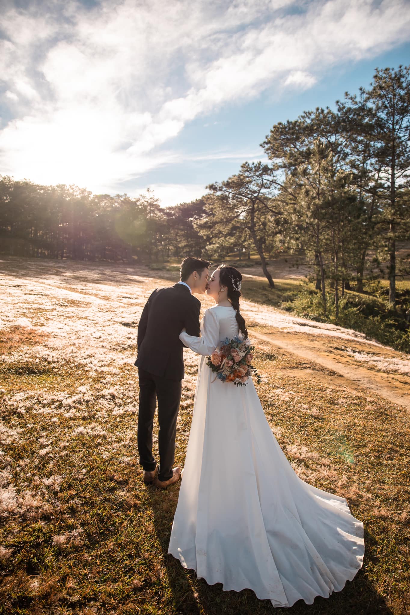 chụp ảnh cưới ở đồi cô dâu