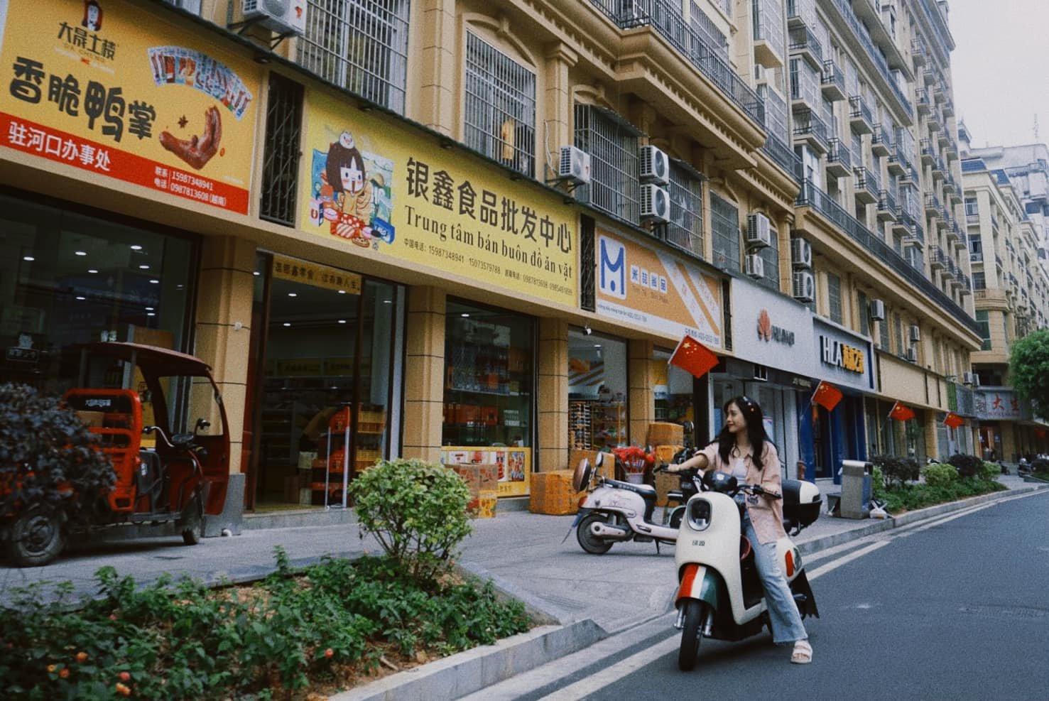 di chuyển bằng xe điện di chuyển bằng xe điện