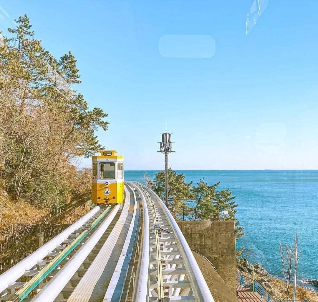 Haeundae Blueline Park